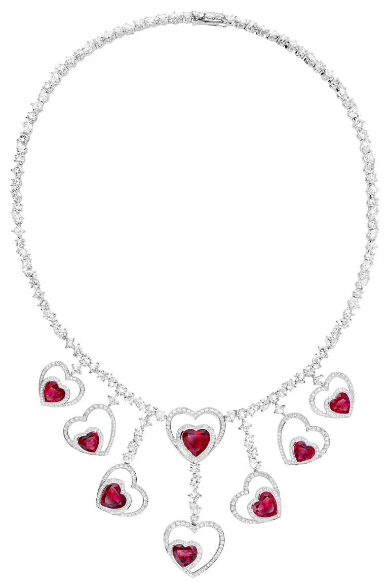 FRED「Pretty Woman」高級珠寶系列，Audacious紅碧璽鑽石項鍊╱ 7,416,700元。（圖╱FRED提供）