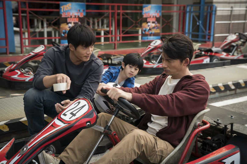 温昇豪（右起）、陳少卉、陳澤耀主演《我和我的賽車老爸》成為馬來西亞國際電影節閉幕片。（圖／采昌提供）