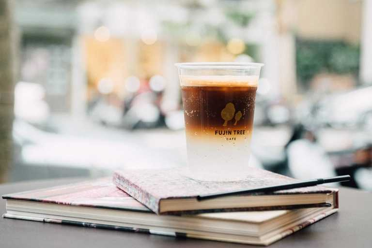 咖啡大師冠軍×創意咖啡「GABEE.」。