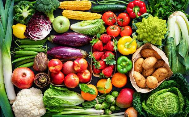 蔬食並不僅僅只是為了健康著想，大部份植物性食物都是低碳，能降低對環境造成的負擔。（圖／ISTOCK圖庫）