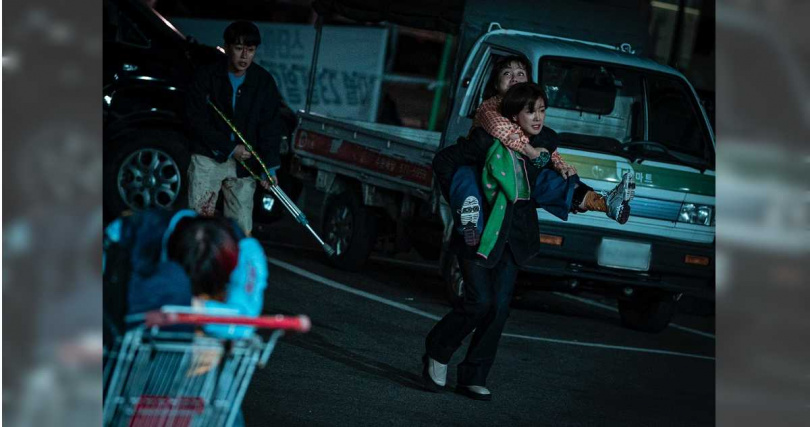 實境節目《喪屍宇宙》參賽者要在首爾喪屍肆虐的首爾奮力求生。（圖／Netflix提供）