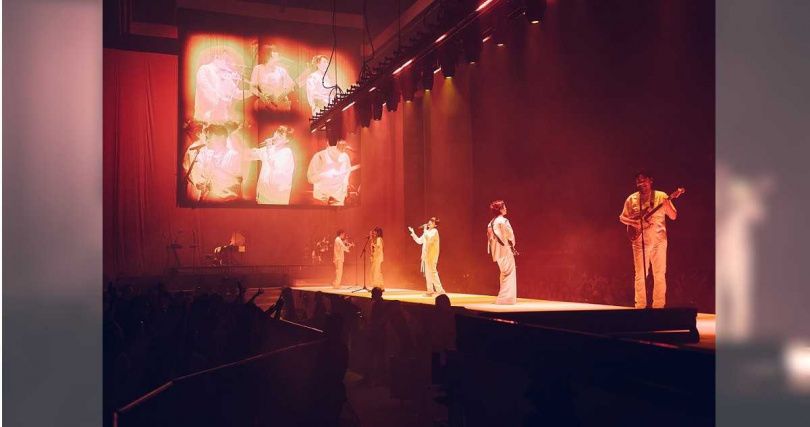 蘇打綠在新加坡首度揭曉全新雙舞台設計。（圖／緒風提供）