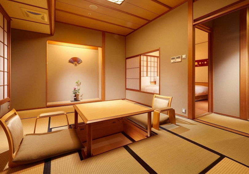 有正統日式和室湯屋的「北投日勝生加賀屋」，旅客除了泡湯還能享有不同氛圍。  