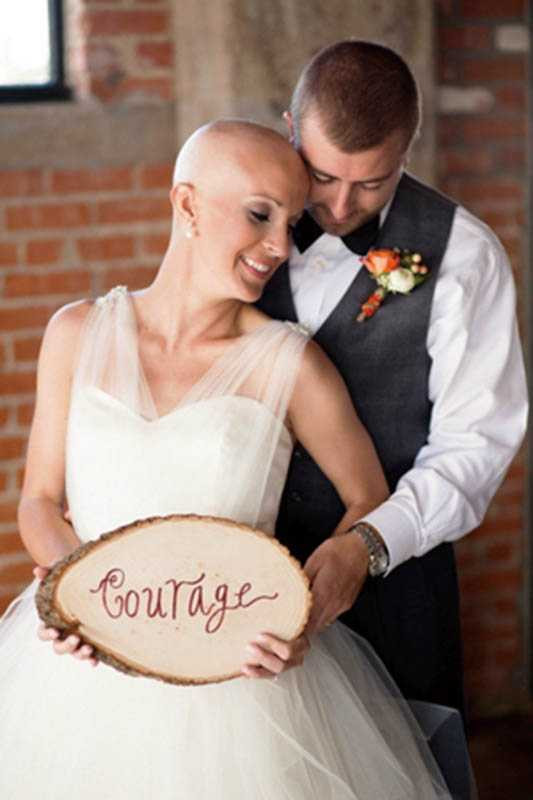不離不棄的傑洛米坎普，曾與罹癌的梅莉莎拍下珍貴的婚紗照。（圖／翻攝自網路）