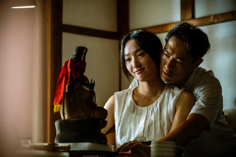楊祐寧與蔡思韵在《泥娃娃》飾演一對夫妻。（圖／天予電影提供）