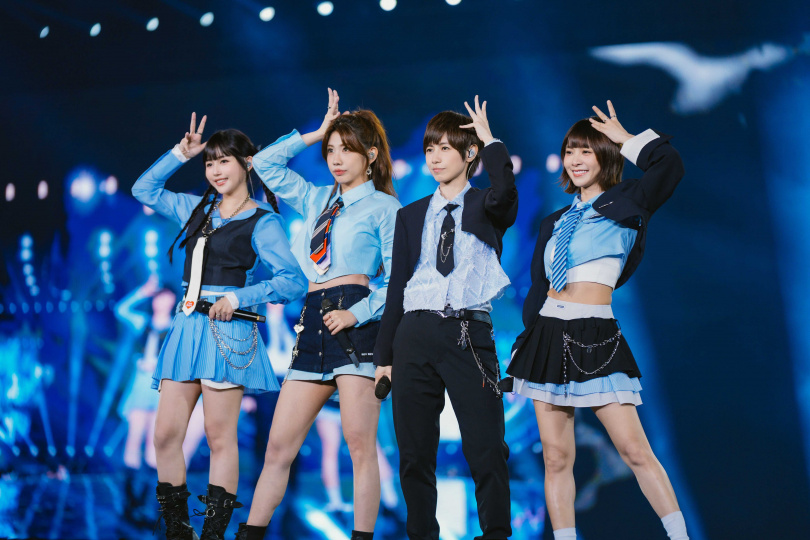 怪物星人當過多場五月天開場嘉賓，讓魏嘉瑩相當感謝。（圖／相信音樂提供）