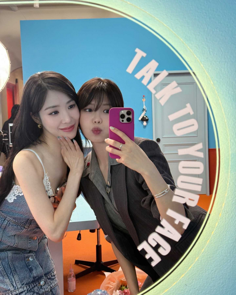 以往秀英很沒主見,是受Tiffany影響而改變。(圖/取自Tiffany IG)