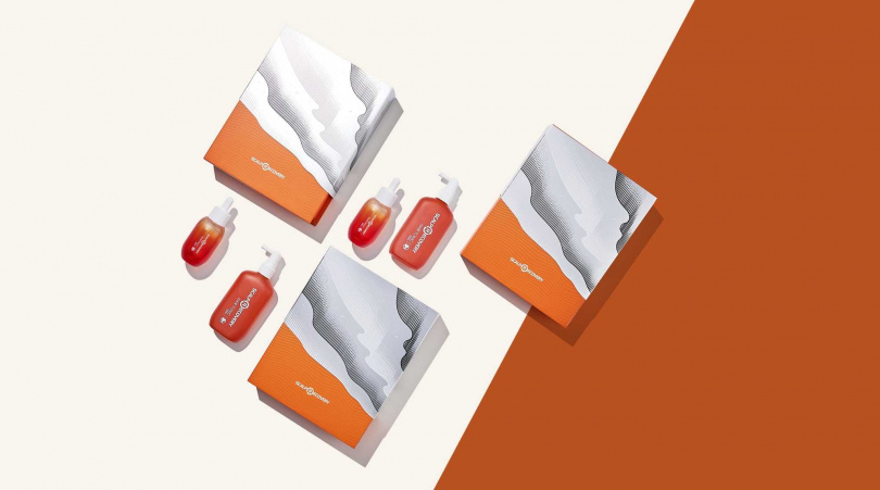 髮肌逆時青春禮盒2,390元,包含:【髮基因頭皮調理精華】100ml、【髮基因青春露】50ml