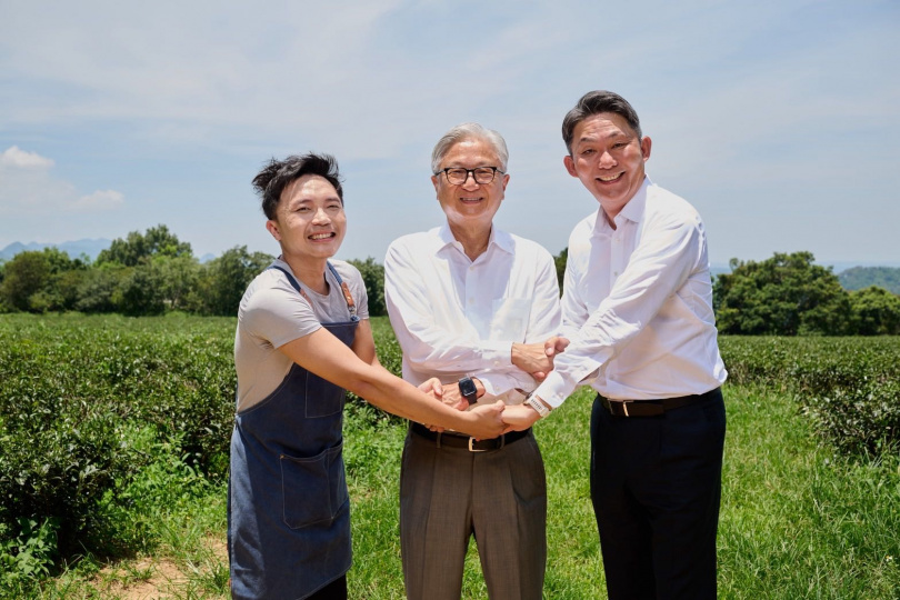 榮太樓總本鋪攜手台灣知名的國際製茶師張家齊聯名！