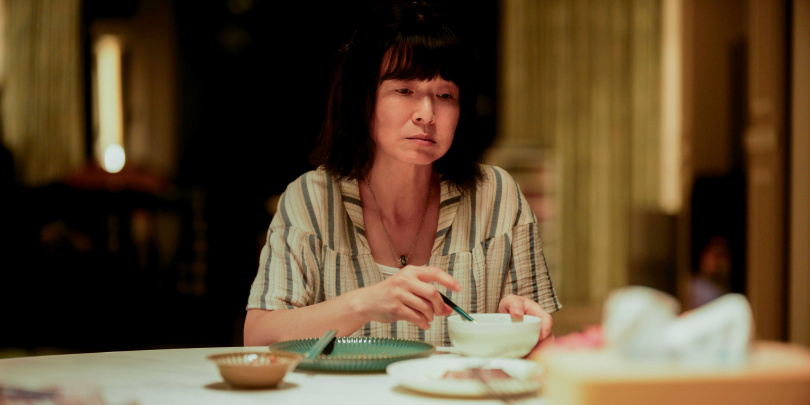 謝瓊煖特別感謝工作人員及劇中的女兒。（圖／Netflix提供）