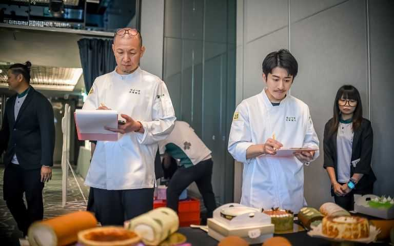 生乳捲與乳酪蛋糕雙料冠軍豔驚四座!評審團齊聲盛讚「口味與創意兼具」。(圖/德麥食品提供)