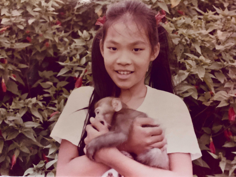 導演鄒時擎童年養的寵物其實是小猴子。（圖／鄒時擎提供）