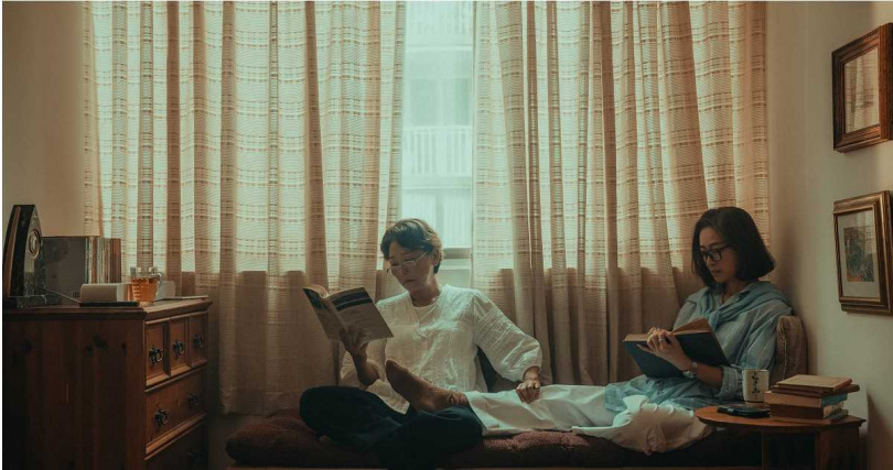 《整形過後》劉瑞琪（右）坦白與曹蘭（左）曾是一對戀人。（圖／六魚文創）