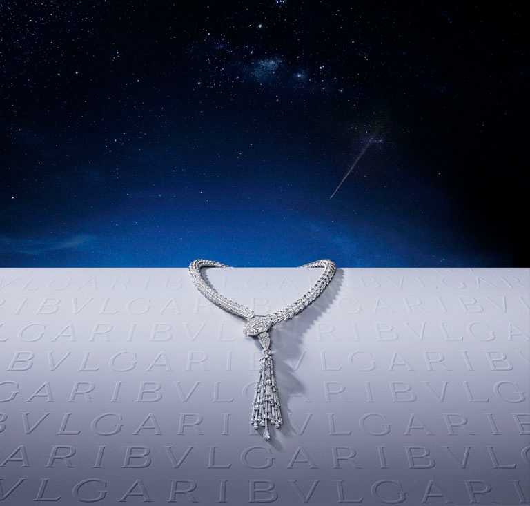 BVLGARI 2021冬季佳節形象廣告，「Serpenti」系列頂級珠寶。（圖╱BVLGARI提供）