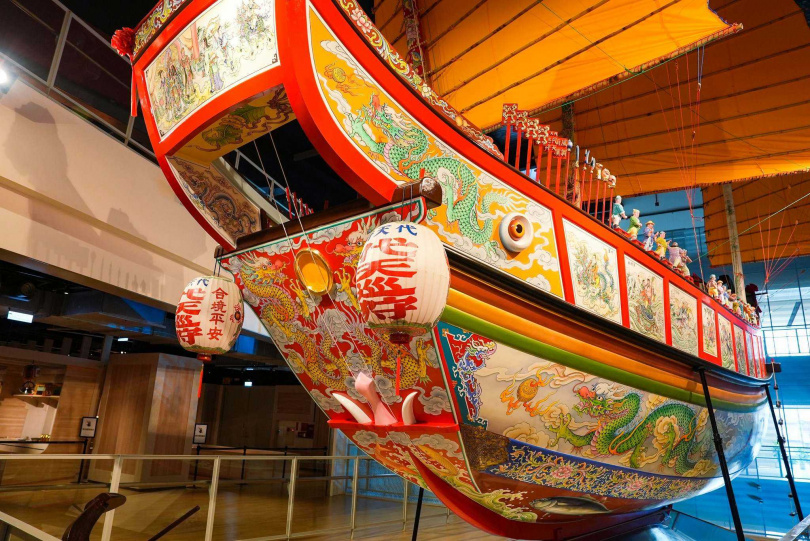 「搭高鐵.遊屏東.吃黑鮪魚」專案1日豐富行遊程會帶旅客參觀王船文化館(圖/屏東王船文化館提供)