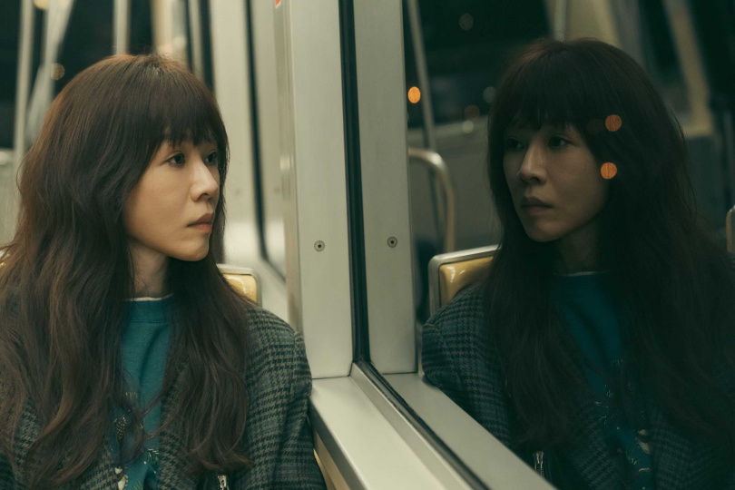 謝盈萱完美詮釋生活不順大齡女。(圖/Netflix提供)