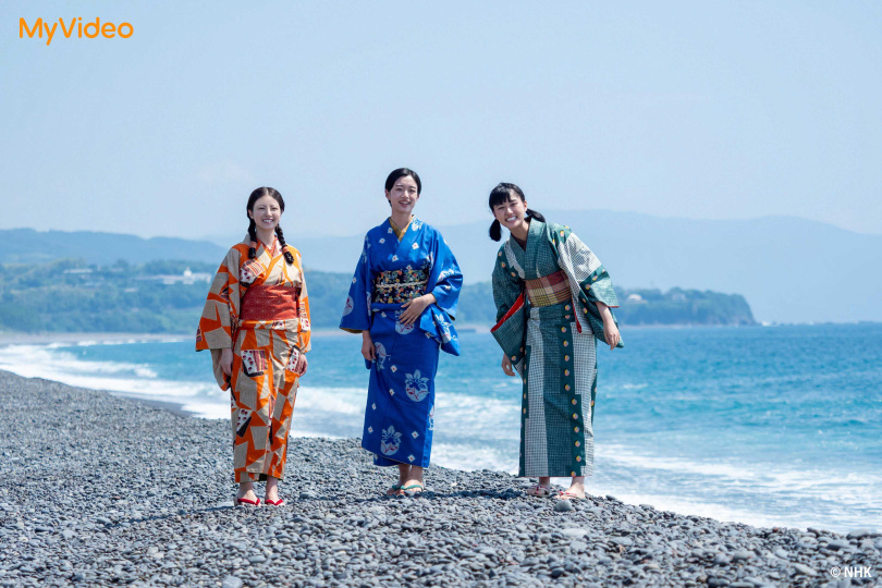 (左起)今田美櫻、河合優實與原菜乃華在劇中組成「朝田家三姊妹」。(圖/台灣大哥大MyVideo提供)