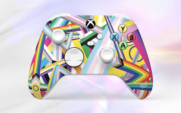Xbox Design Lab 也提供多款獨家設計的無線控制器讓玩家選購，包含 LGBTQIA+ 群體旗幟交織而成的特別款式。