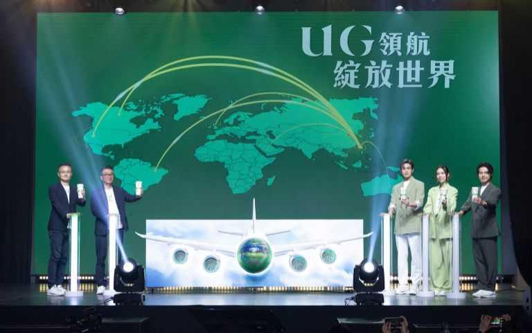 告五人第二年再與UG攜手合作，攜手聯發國際董事長鄭凱隆邁向全球。（圖片提供／相信音樂）