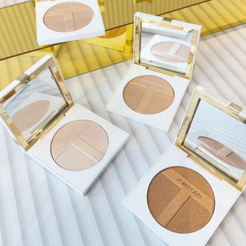 TOM FORD 太陽親吻高光盤 2,500元（圖／tingting攝）