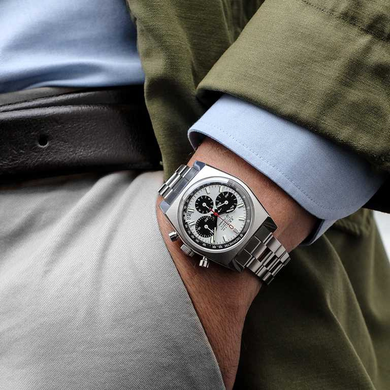 ZENITH「CHRONOMASTER系列」復刻版A384 腕錶╱精鋼錶殼，梯形精鋼鍊帶，37mm╱269,900元。（圖╱ZENITH提供）