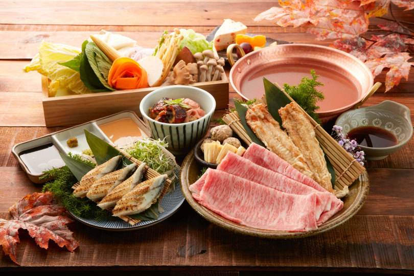 頂級日式個人鍋物「黑毛屋本家」秋季限定「鰻魚日本和牛涮涮鍋」售價1780元。 