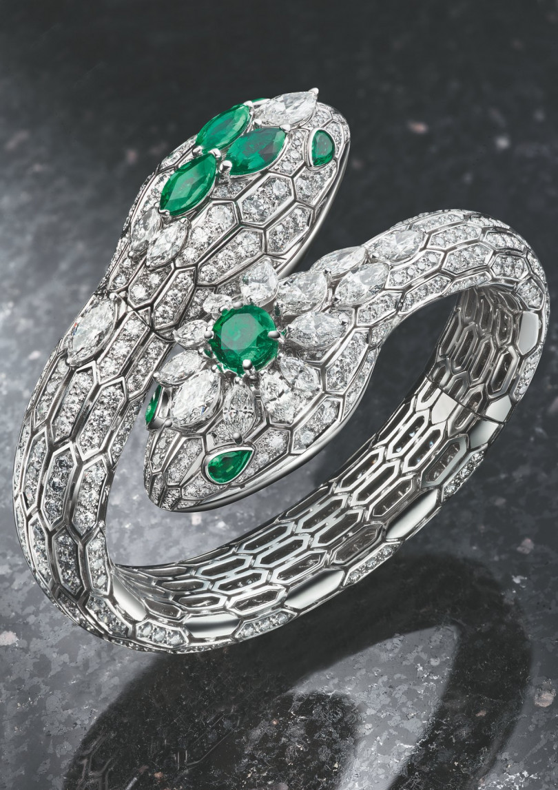 Serpenti Misteriosi祖母綠珠寶腕錶，定價：18,546,000元
