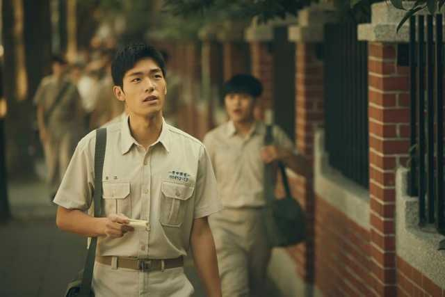 《進行曲》牧森飾演個性壓抑擁有音樂夢的江浩。(圖/未來進行曲提供)