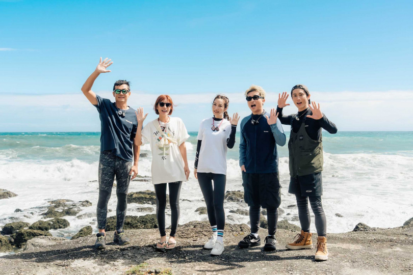 姚元浩（左起）、莎莎、曾莞婷、張立東、阿本。（圖／好看娛樂提供）