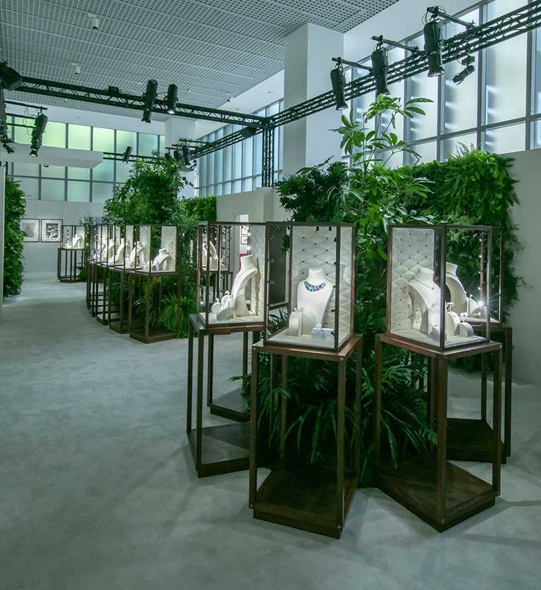 路易威登2021年高級珠寶展，於北師美術館盛大舉行，計有超過200件作品空運來台，總價超過17億。（圖╱LOUIS VUITTON提供）