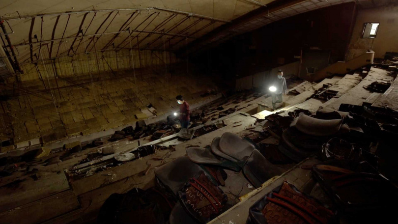 紀錄片《尚未完場》紀錄爭取保存皇都戲院歷史建築的過程。（圖／佳映提供）