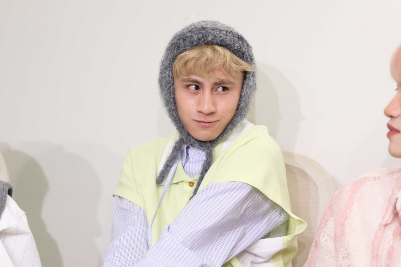 學文從不愛社交，變成超級愛團員。（圖／林士傑攝）