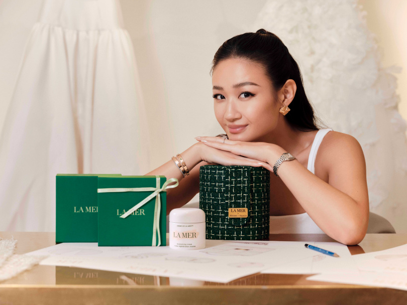 Nicole+Felicia打造的「手工高訂臻藏化妝箱」，以LA MER的經典綠色為主色，由設計師將婚紗中最要求的細膩美感，轉化為一針一線的手工觸感，典雅細緻，（圖為設計師Nicole）。