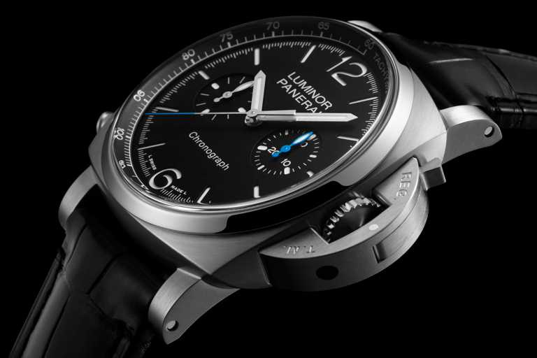 PANERAI「Luminor Chrono」計時腕錶（#PAM01109），磨砂精鋼錶殼，44mm，P.9200型自動上鏈機芯，黑色啞光三明治錶盤╱280,000元。（圖╱PANERAI提供）