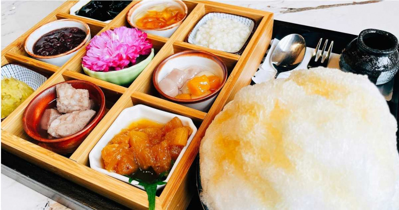 春田氷亭的九宮格冰標榜以懷石料理美學新詮台灣傳統冰品，頗具人氣。（圖／寒軒國際大飯店提供）