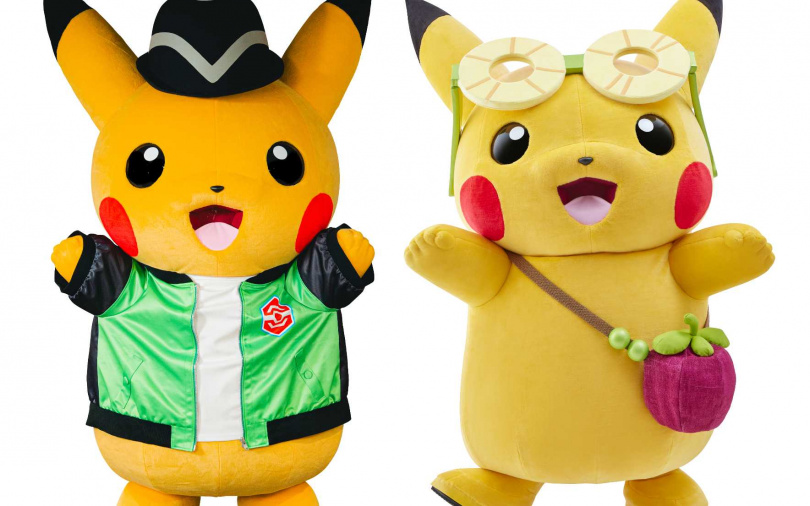 身穿《寶可夢傳說 Z-A》主角服裝的皮卡丘（左）與「臺北的皮卡丘」（右）。（圖／品牌提供）