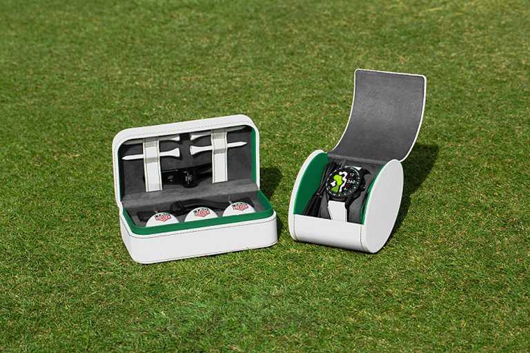 TAG Heuer「Connected高爾夫球特別版」智能腕錶，錶盒包含：4個高爾夫球座、1個整草器、3顆高爾夫球，及1條備用橡膠錶帶。（圖╱TAG Heuer提供）