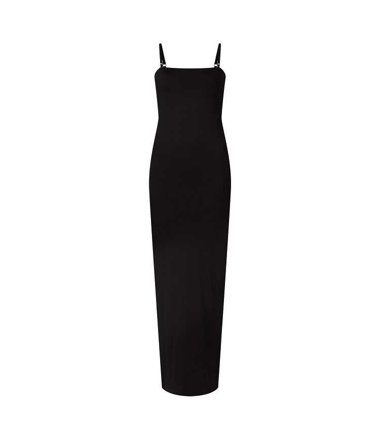 AllSaints Charlie黑色緊身洋裝／5,600元  因為是過膝長度，比較推薦給長腿妹妹。（圖／品牌提供）