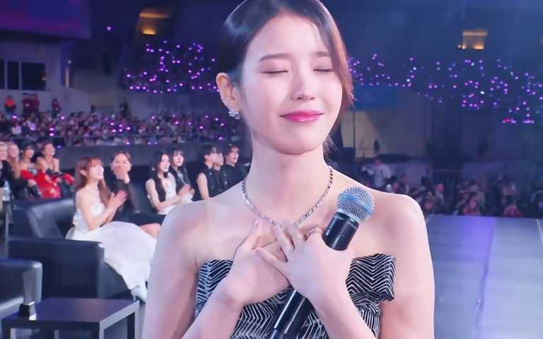 （圖／取自AAA頒獎典禮畫面）