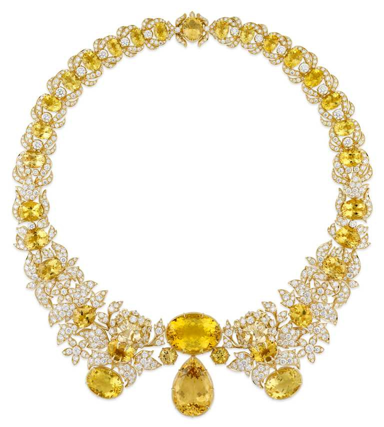 GUCCI「Hortus Deliciarum歡愉花園」系列高級珠寶，黃色綠柱石獅頭黃金鑲鑽項鍊。（圖╱GUCCI提供）