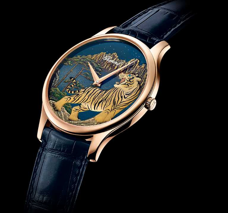 Chopard「L.U.C XP Urushi Year of the Tiger」虎年蒔繪腕錶，18K玫瑰金錶殼（獲公平採礦認證），限量88只╱870,000元。（圖╱Chopard提供）