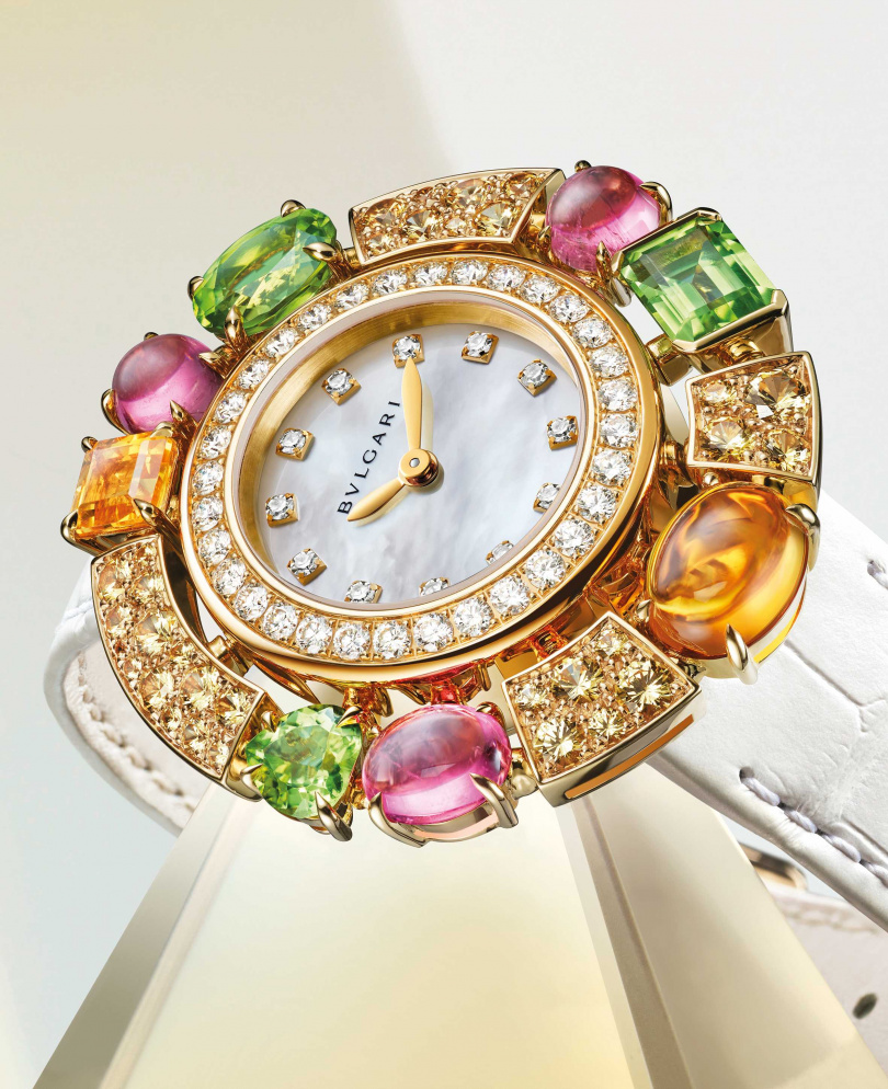 BVLGARI Allegra系列黃色剛玉珠寶腕錶／約 870,000元（圖／品牌提供）