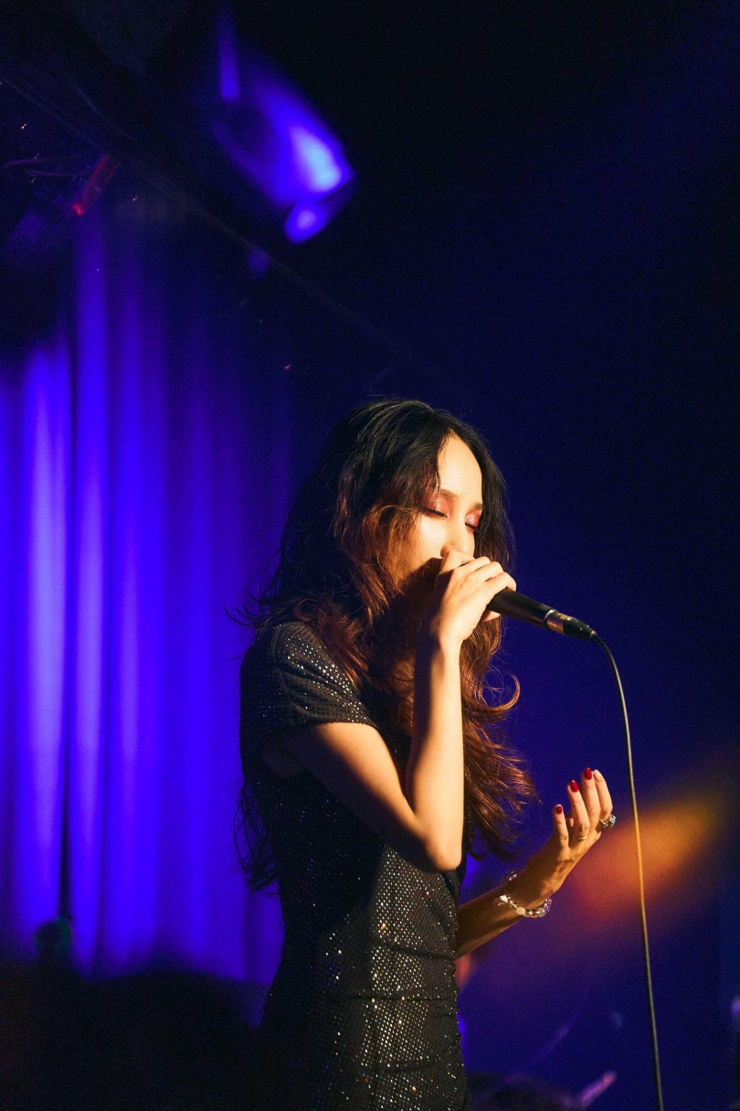 中島美嘉特別獻唱中森明菜〈難破船〉給台粉。（圖／Billboard Live TAIPEI提供）