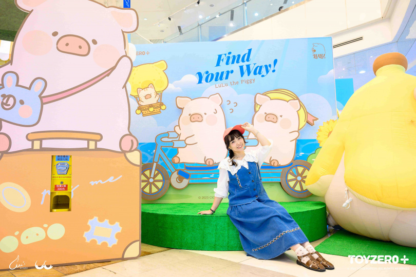 高雄夢時代購物中心「豬朋引伴旅行社」也熱鬧開張，期間限定店於8/10至9/10限時登場，以悠閒的「罐頭豬LuLu旅行系列」視覺為主題。