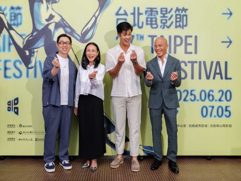 導演林書宇與演員陳瓊華、羅斯.巴特勒、林友明與影迷分享《值得的等待》拍攝花絮。(圖/台北電影節提供)
