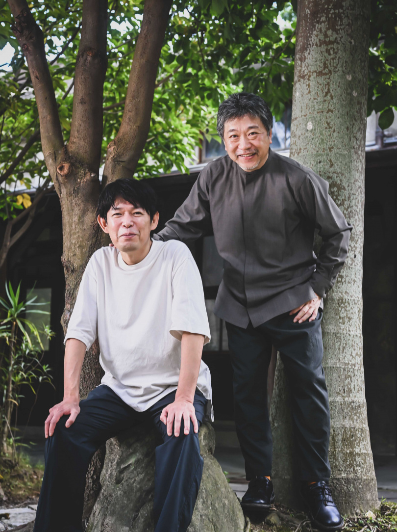 是枝裕和（右）跟編劇坂元裕二來台參加金馬大師講堂。（圖／金馬執委會提供）