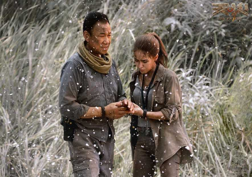 中國實力派演員，《十月圍城》王學圻在片中與昆凌上演父女情深。（圖／車庫娛樂提供）
