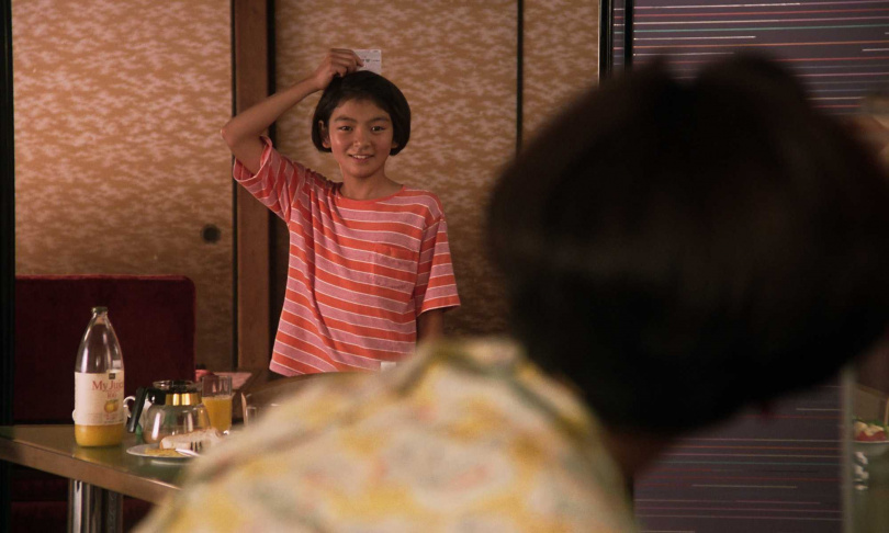 日片《搬家》女演員田畑智子(左)，表示自己被導演相米慎二氣到「想把他推下橋！」（圖／中影提供）