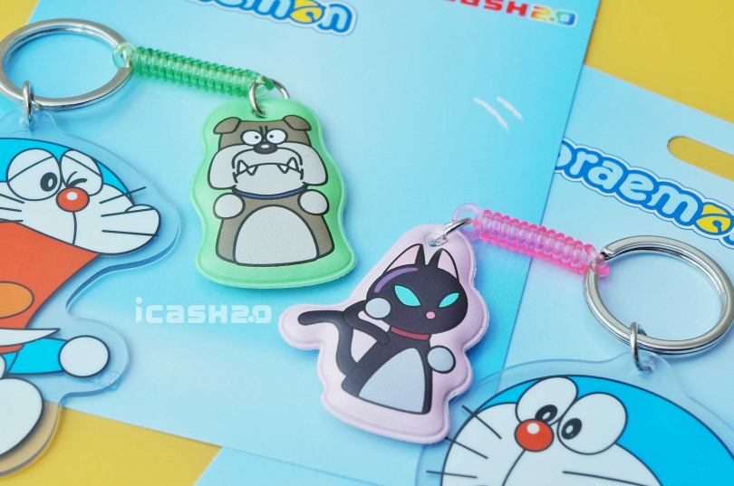 「哆啦A夢」系列icash2.0，可愛表情匝型卡搭配經典道具配件，共推出「來來貓」及「去去狗」兩款造型。
