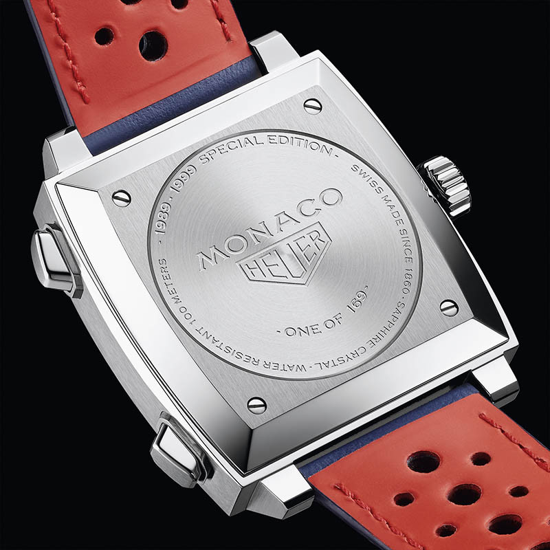 後底蓋上刻有「1989-1999 Special Edition」限量字樣及編號，讓這款腕錶極富收藏價值。